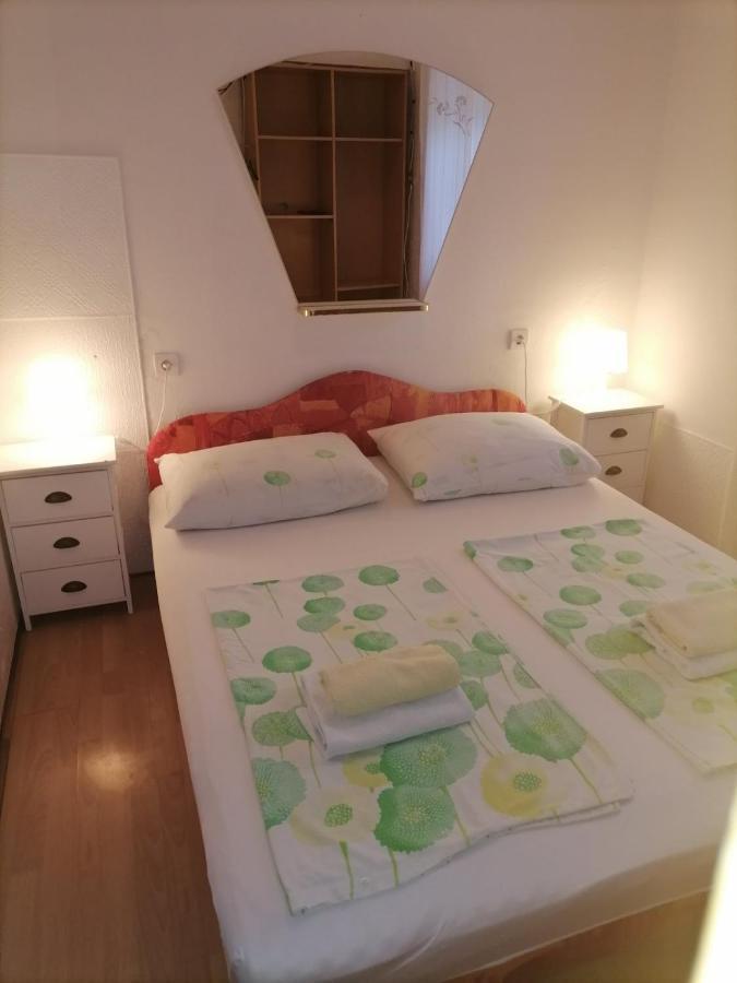 Rooms Mara Скрадин Экстерьер фото