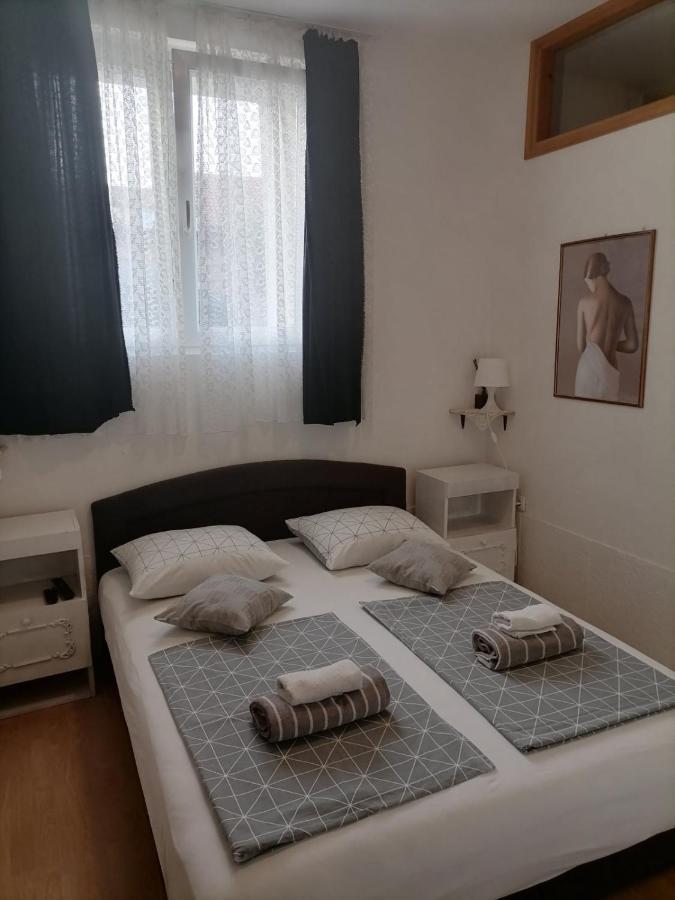 Rooms Mara Скрадин Экстерьер фото