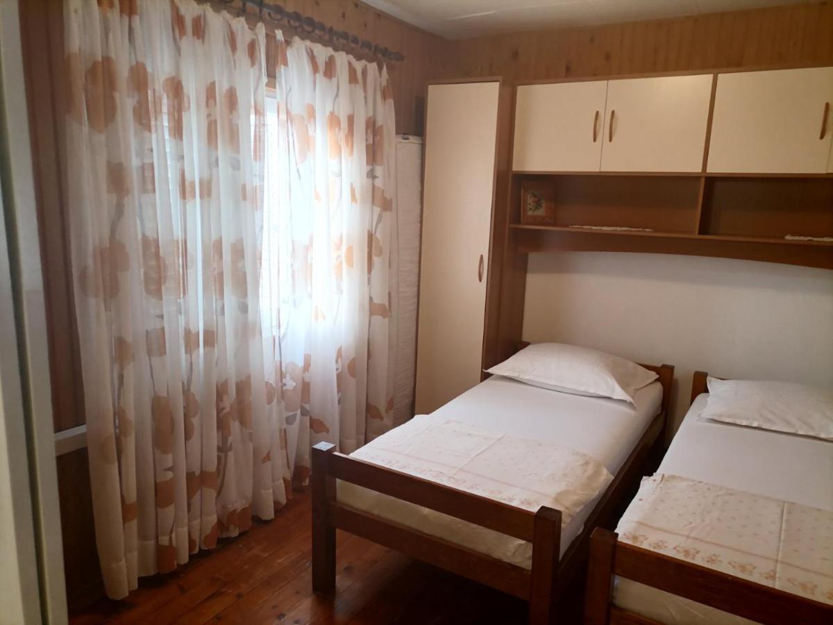 Rooms Mara Скрадин Экстерьер фото