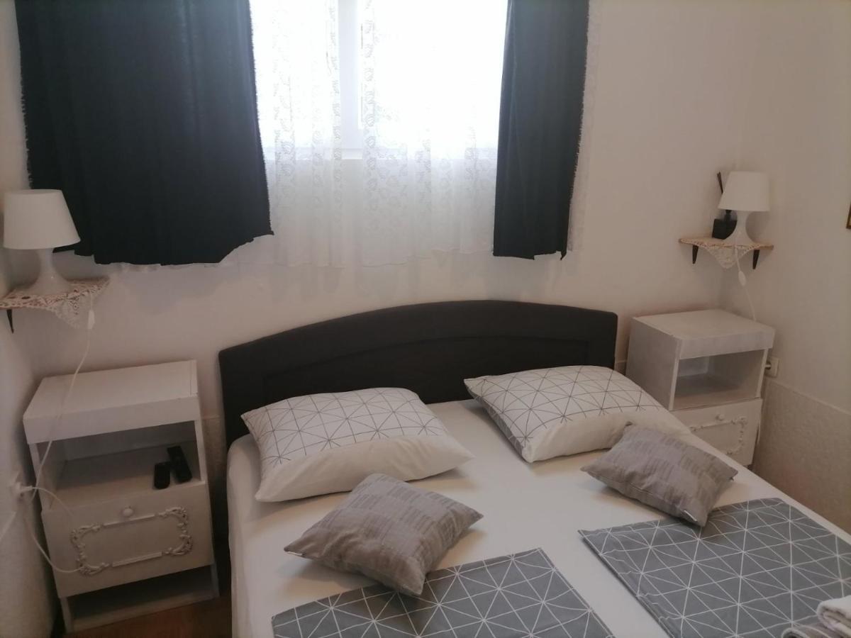 Rooms Mara Скрадин Экстерьер фото