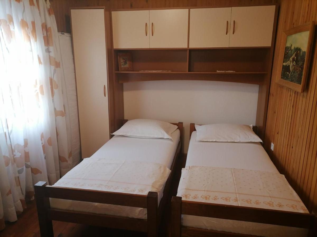 Rooms Mara Скрадин Экстерьер фото